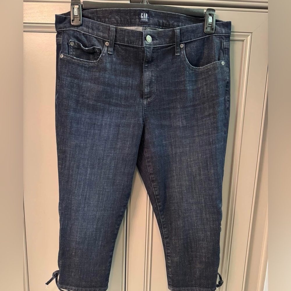 GAP Dark Blue Ankle Jeans